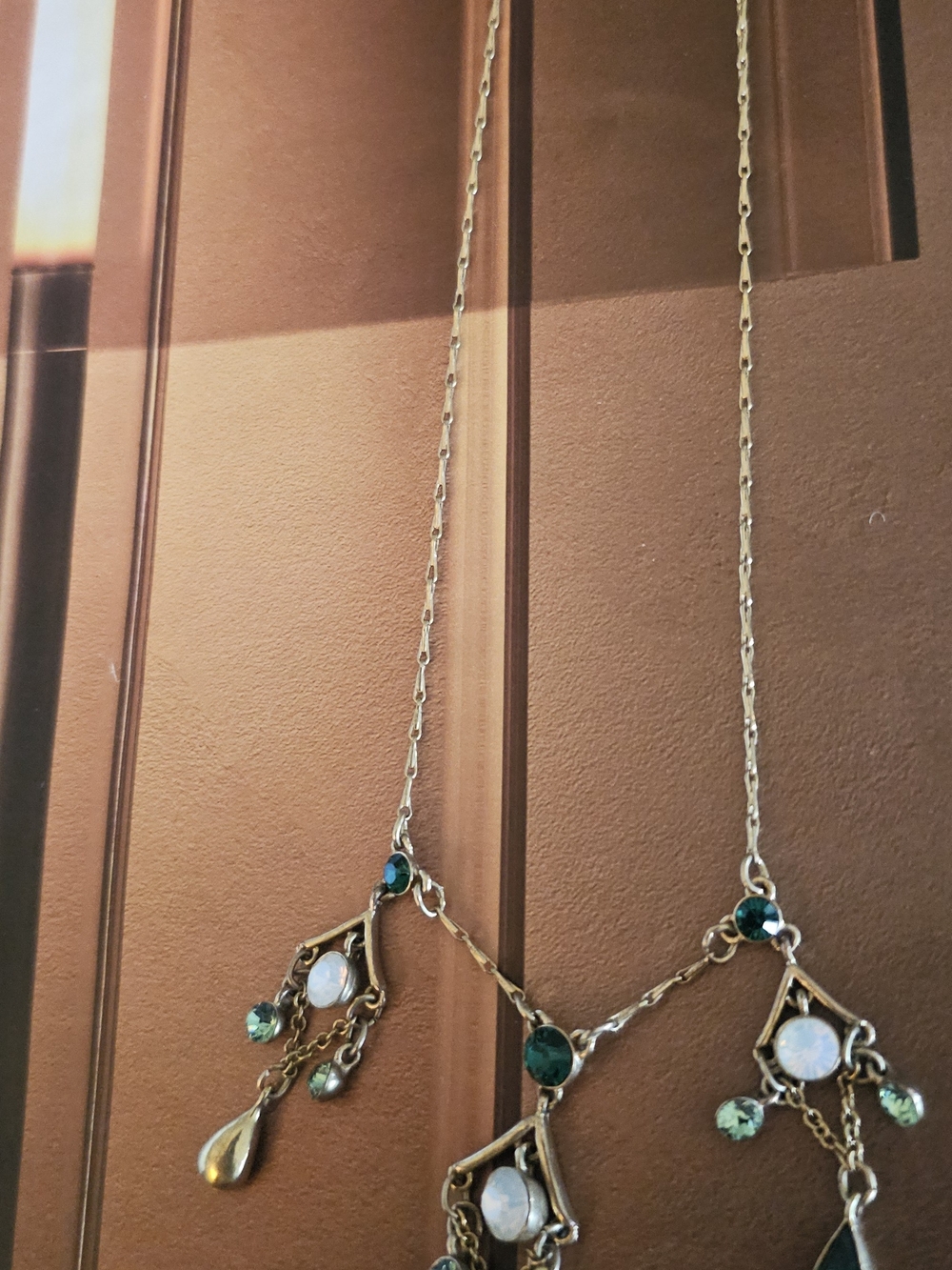 Delicate Gold-Tone Green and Faux Opal Pendant Necklace Costume Jewelry